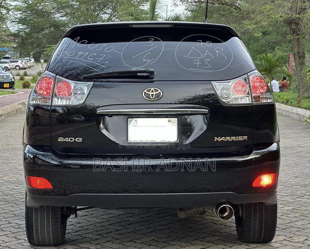 Toyota Harrier 2.4 2009 Black