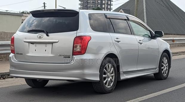 Toyota Corolla Fielder 2008 Silver