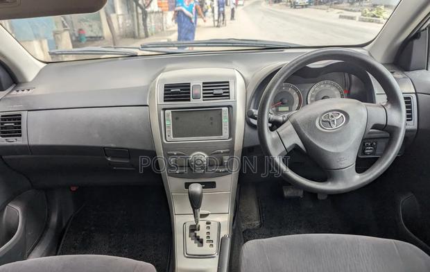 Toyota Corolla Fielder 2008 Silver