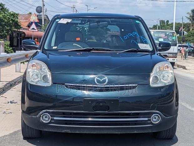 Mazda Verisa 2007 Blue