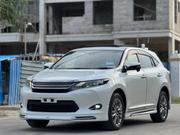 Toyota Harrier 2.0 2014 White for sale