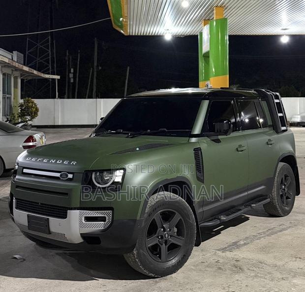 Land Rover Defender X-Dynamic HSE 2021 Green
