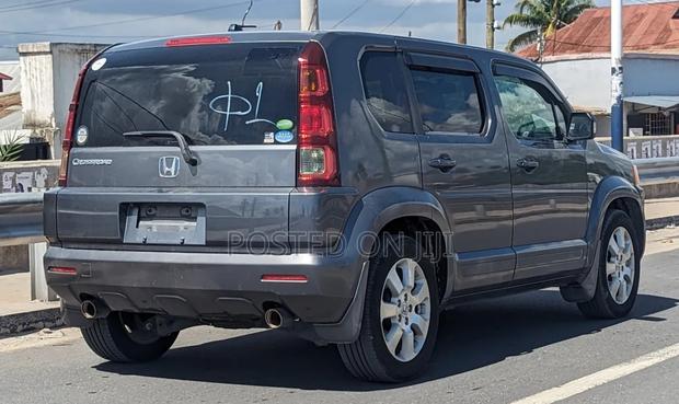 Honda Crossroad 2009 Gray