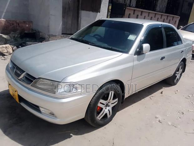Toyota Carina 2001 Silver