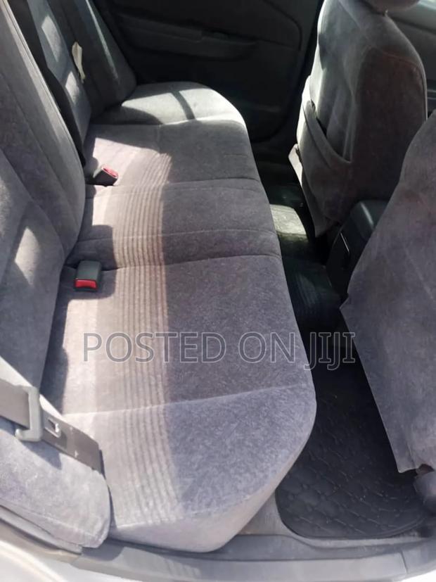 Toyota Carina 2001 Silver
