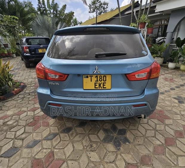 Mitsubishi RVR 2.0 2011 Blue