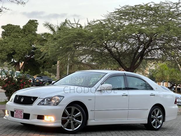 Toyota Crown 2007 Pearl