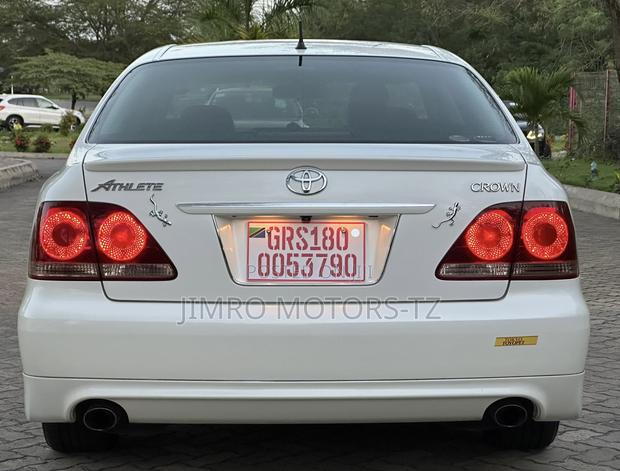 Toyota Crown 2007 White