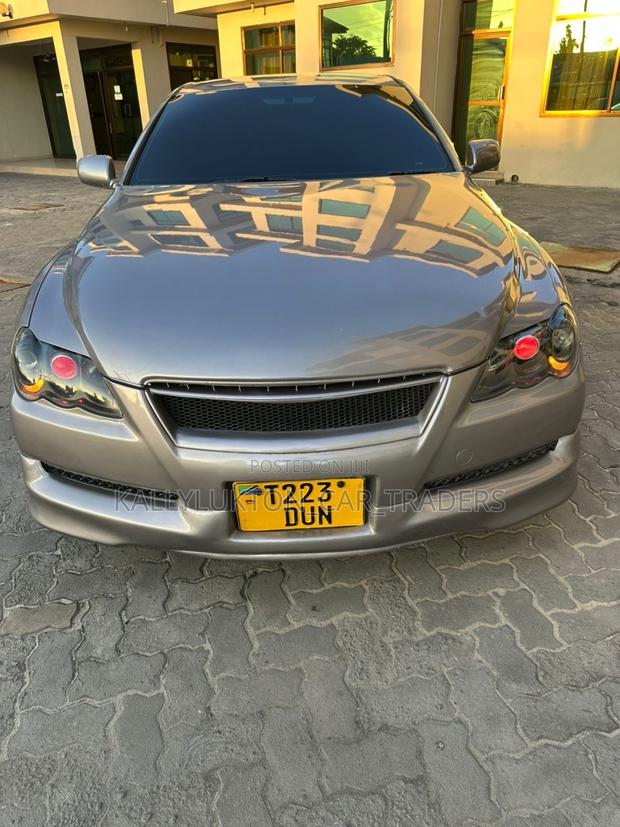 Toyota Mark X 2005 Gold
