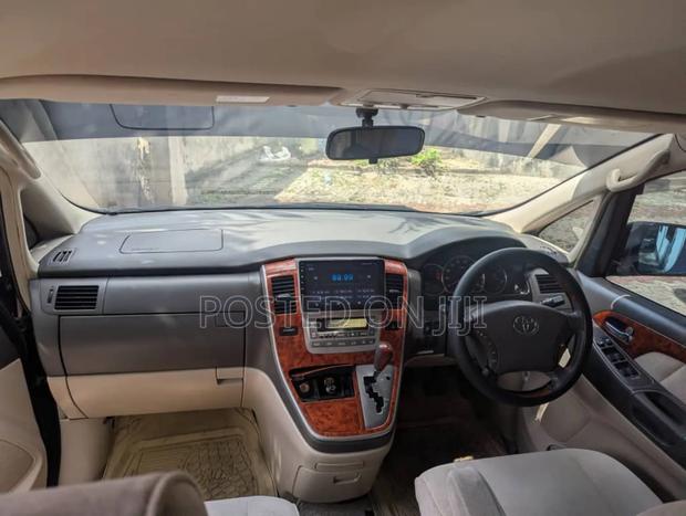 Toyota Alphard 2006 Black