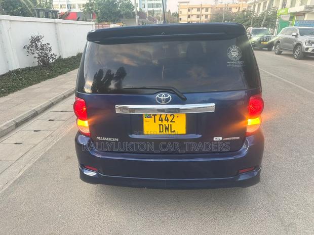 Toyota Corolla Rumion 2008 Blue