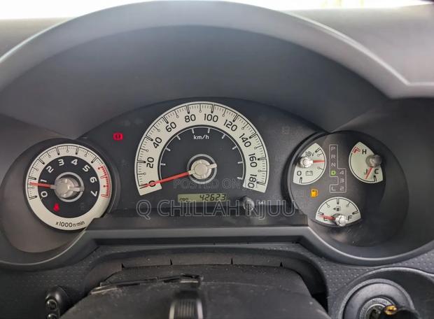 Toyota FJ Cruiser 2011 Gray