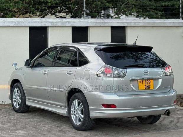 Toyota Harrier 2006 Silver