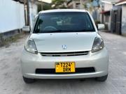 Toyota Passo 2005 Silver for sale