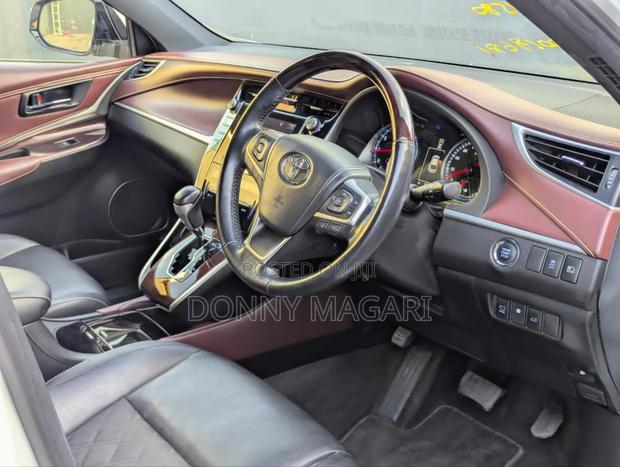 Toyota Harrier 2014 White
