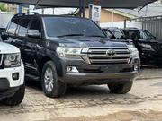 Toyota Land Cruiser 2017 Gray for sale