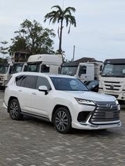 Lexus LX LX 600 2024 White for sale