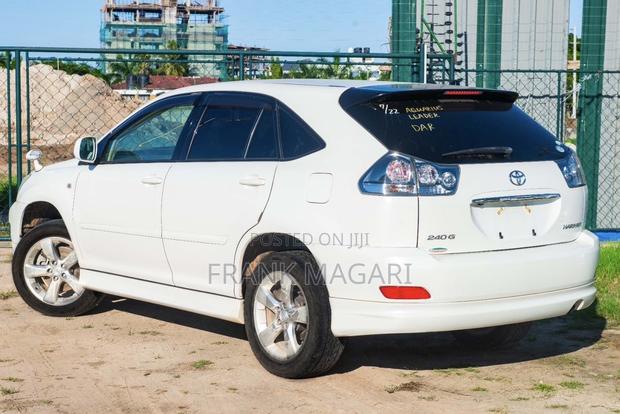 Toyota Harrier 2006 White