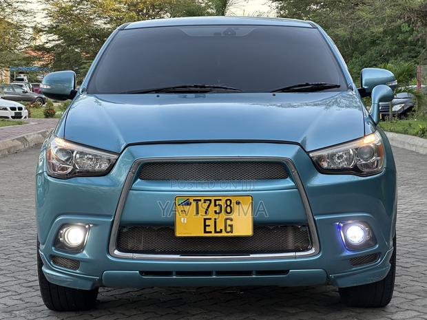 Mitsubishi RVR 2010 Blue