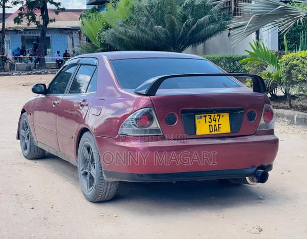 Toyota Altezza 2004