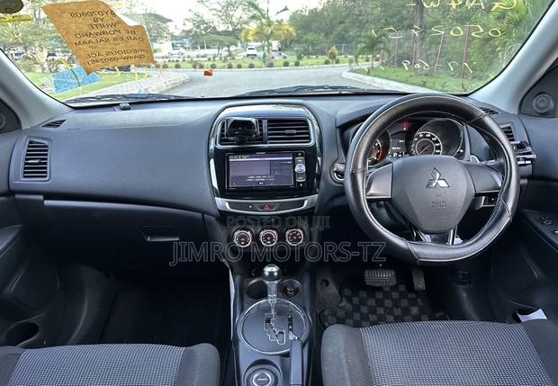 Mitsubishi RVR 2017 White