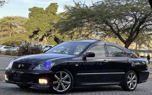 Toyota Crown 2007 Black