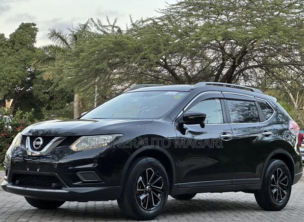 Nissan X-Trail 2015 Black