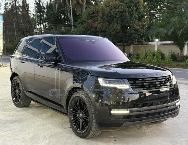 New Land Rover Range Rover Vogue 2024 Black