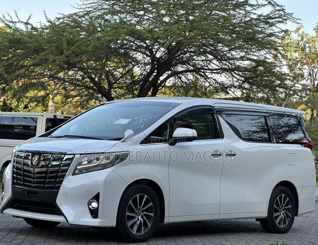 Toyota Alphard 2015 White