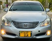 Toyota Crown 2010 Silver for sale