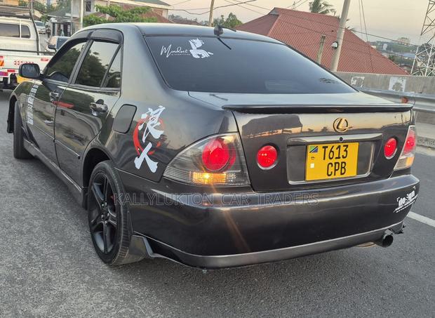 Toyota Altezza 2001 Black