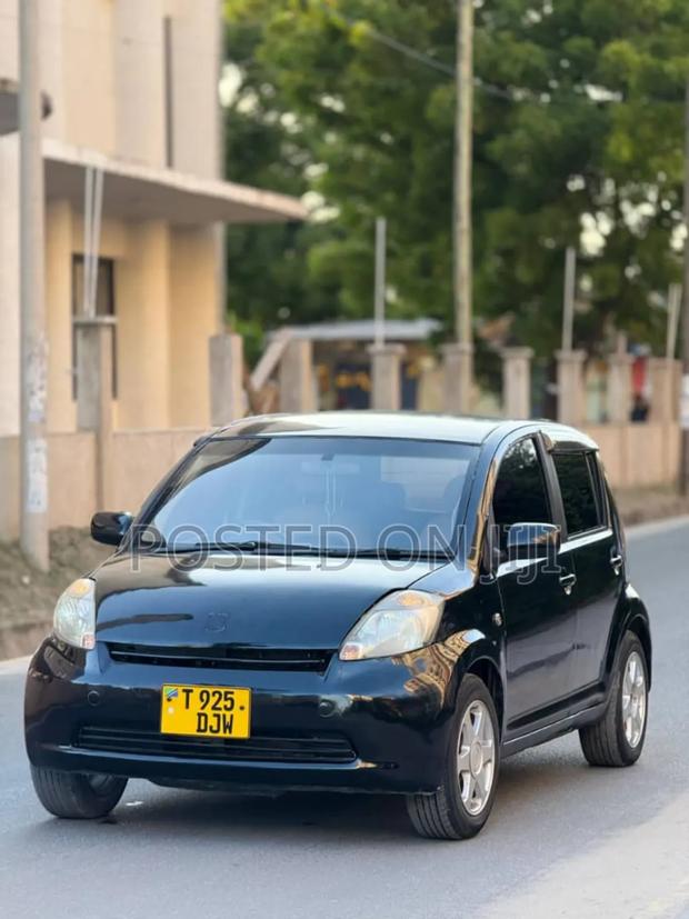 Toyota Passo 2006 Black
