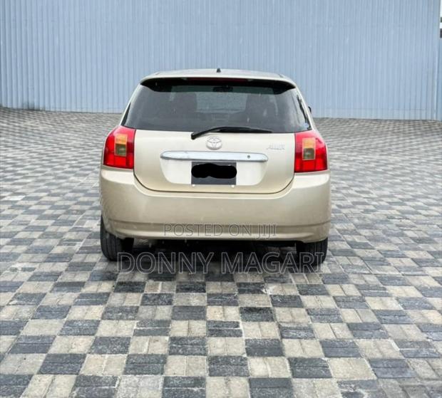 Toyota Allex 2003 Gold