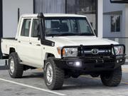 Toyota Land Cruiser 2017 White for sale