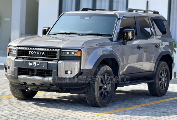 Toyota Land Cruiser Prado 2024 Silver