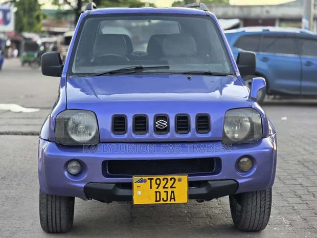 Suzuki Jimny 2000 Blue