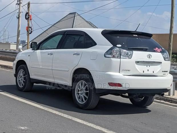 Toyota Harrier 2.4 2007 White