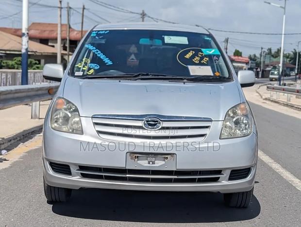 Toyota Corolla Spacio 2005 Silver