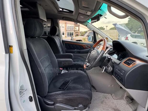 Toyota Alphard 2007 White