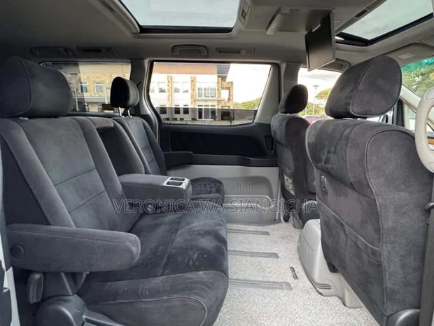 Toyota Alphard 2007 White
