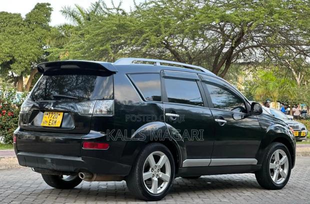 Mitsubishi Outlander Sport 2011 Black