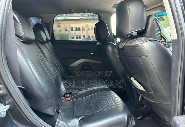 Mitsubishi Outlander Sport 2011 Black