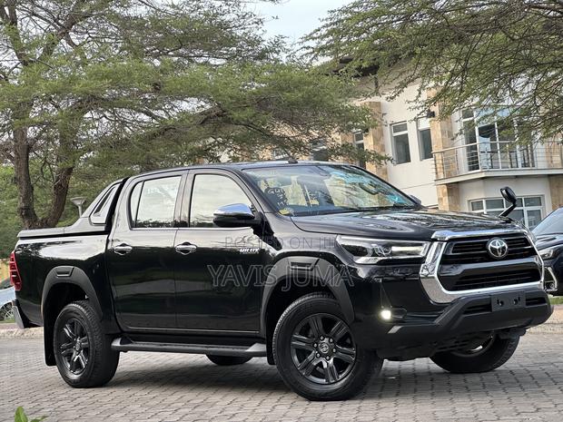 Toyota Hilux 2020 Black