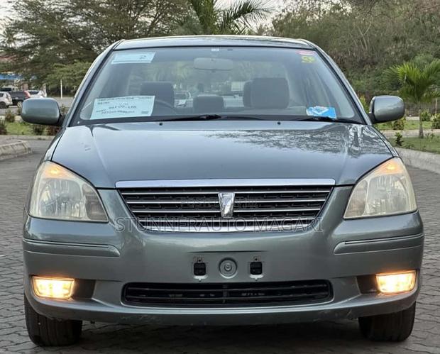 Toyota Premio 2004 Green