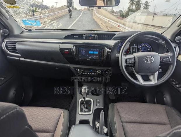 Toyota Hilux Revo Double Cab Deisel 2.8 AWD 2018 Black