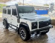 Land Rover Defender 2016 Off white for sale