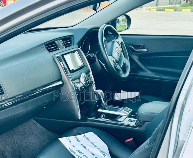 Toyota Mark X 2011 Gray