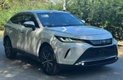 Toyota Harrier 2022 White for sale
