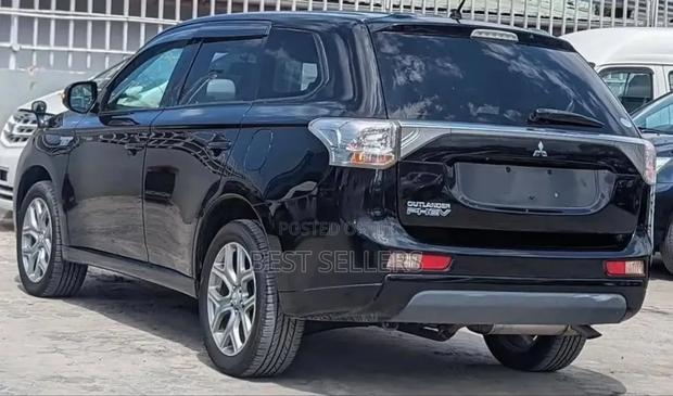 Mitsubishi Outlander PHEV 2018 Black