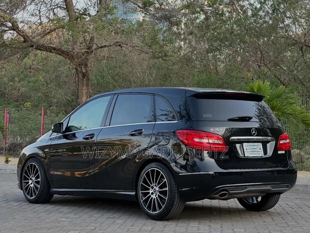 Mercedes-Benz B-Class 2013 Matt Black